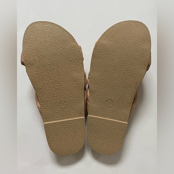 NWOT. Universal Thread Women's Cosette Padded Slide Sandals size 8 - Picture 5 of 6